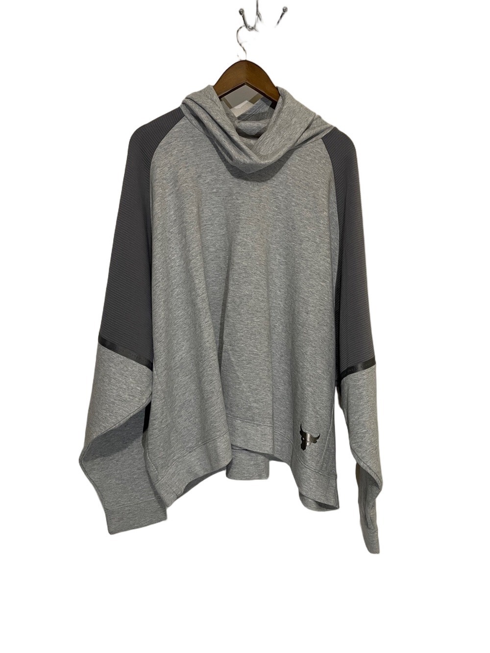 Under Armour  Women’s Gray Oversized Project Rock Hoodie Sz X-Large
